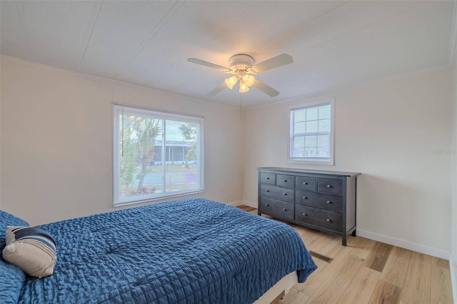 143 E SAINT ANNES CIR, APOLLO BEACH, FL — photo 25