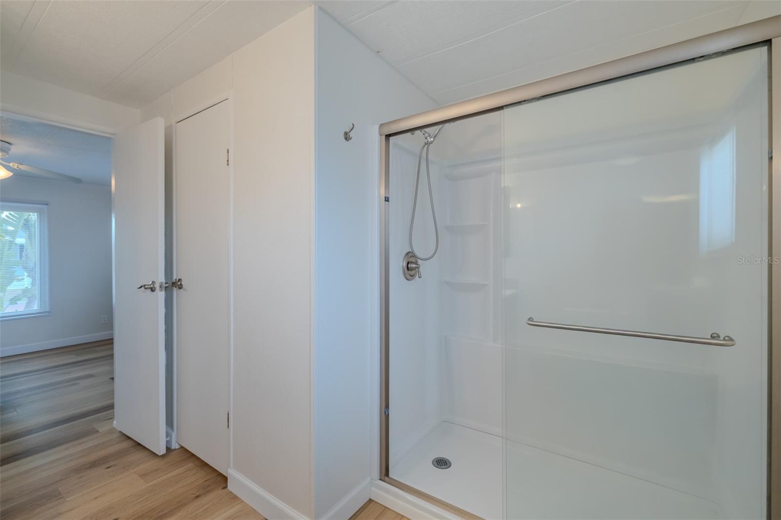 143 E SAINT ANNES CIR, APOLLO BEACH, FL — photo 29