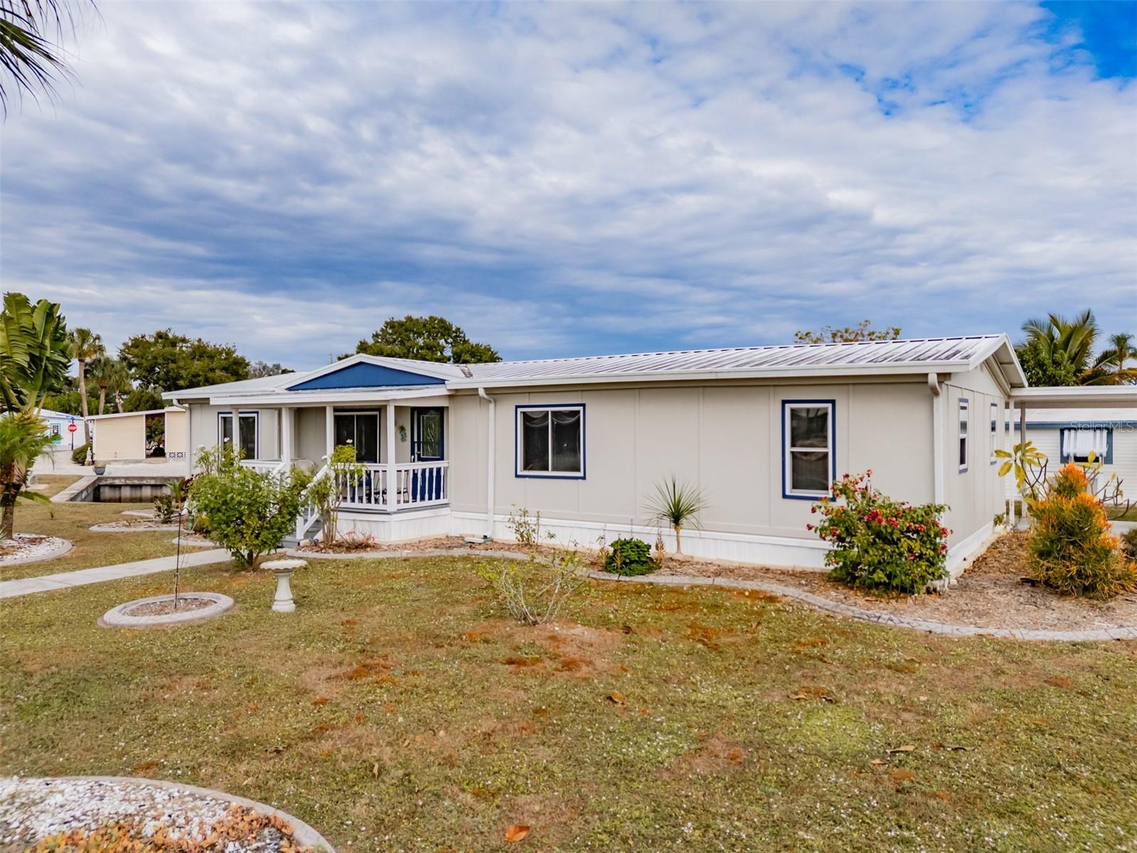 143 E SAINT ANNES CIR, APOLLO BEACH, FL — photo 32