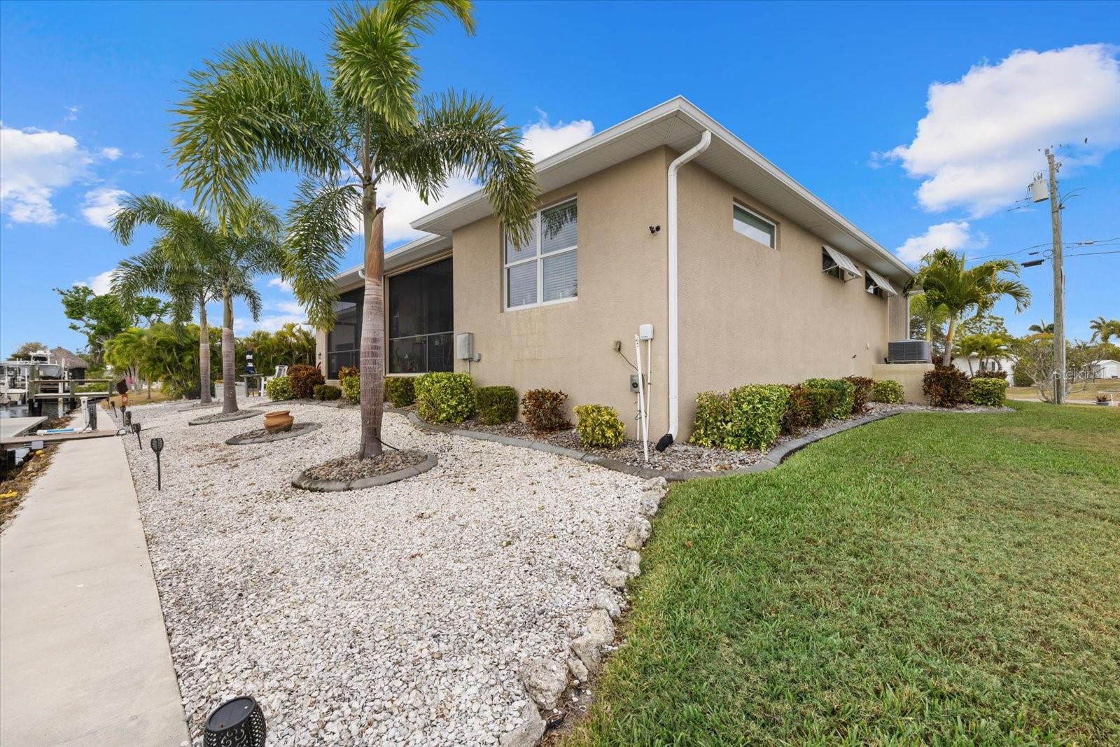 731 ELDORADO DR, PUNTA GORDA, FL — photo 34