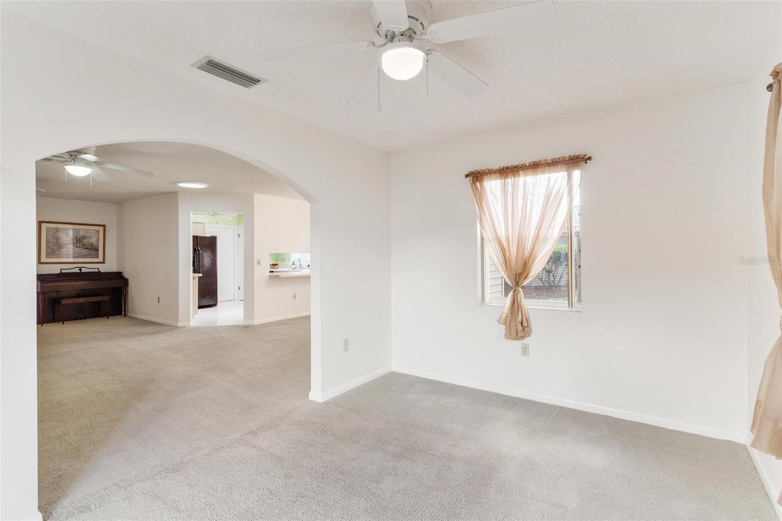 822 DUNDEE CIR, LEESBURG, FL — photo 36