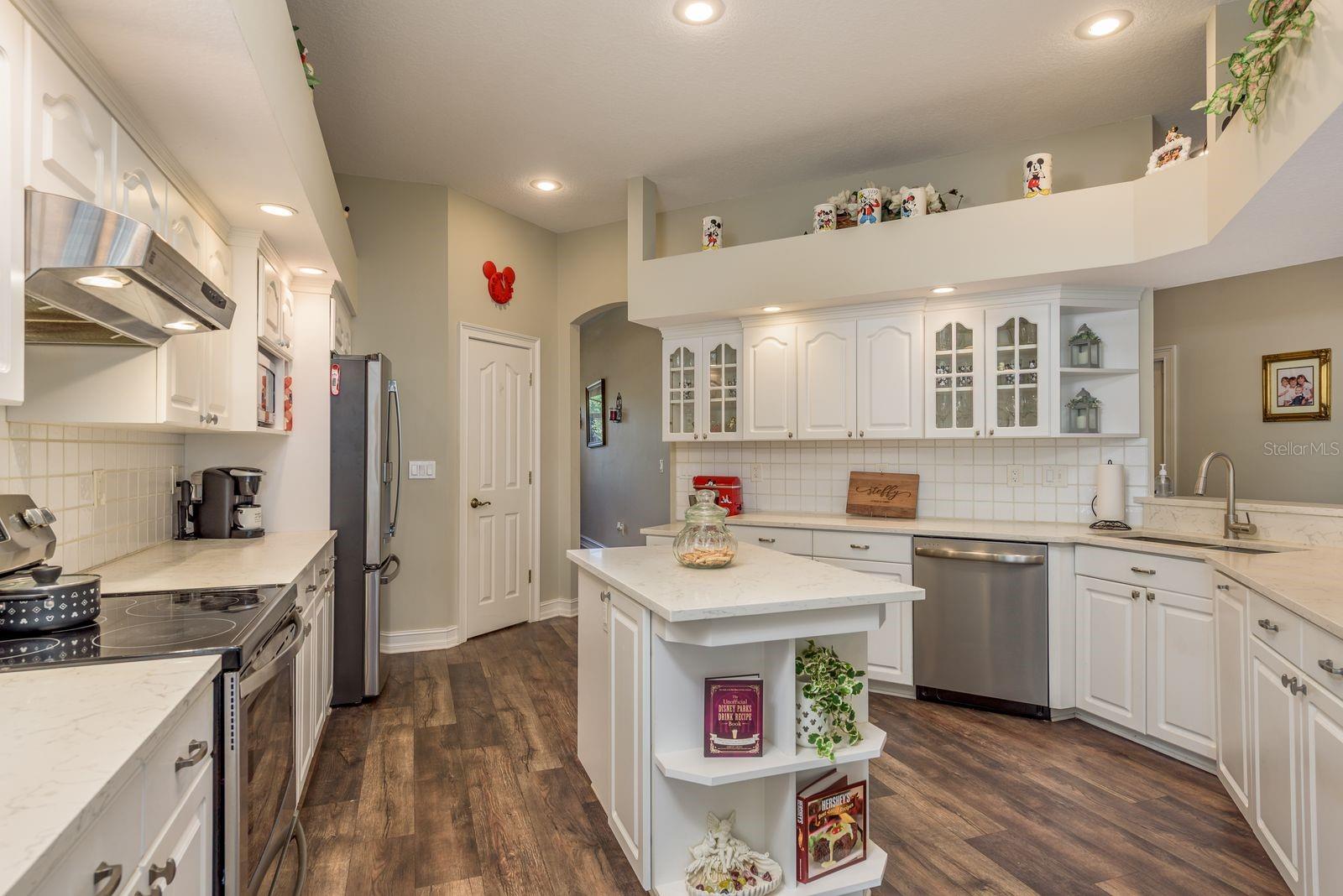 6207 CLAIRE DE LUNE CT, NEW PORT RICHEY, FL — photo 23