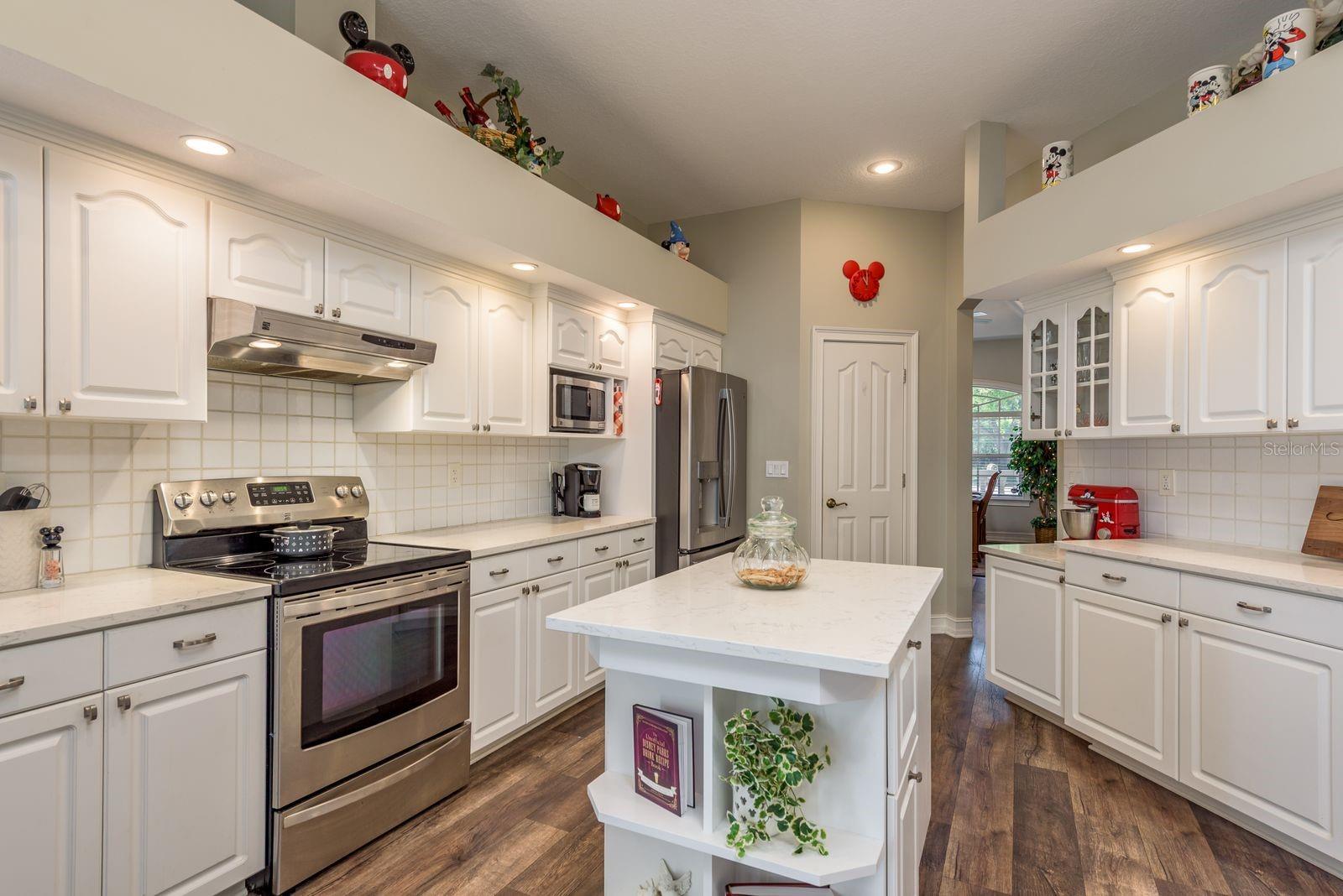 6207 CLAIRE DE LUNE CT, NEW PORT RICHEY, FL — photo 24