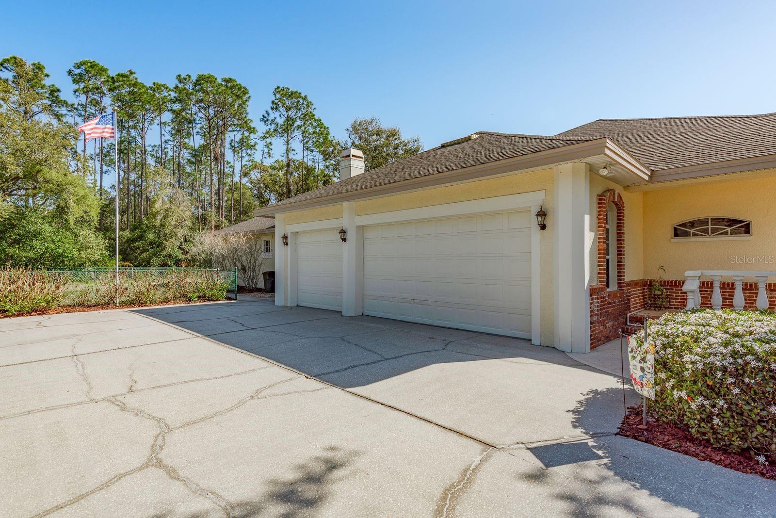 6207 CLAIRE DE LUNE CT, NEW PORT RICHEY, FL — photo 60