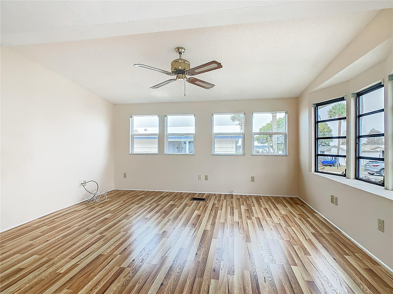 9705 LAKE BESS RD #715, WINTER HAVEN, FL — photo 6