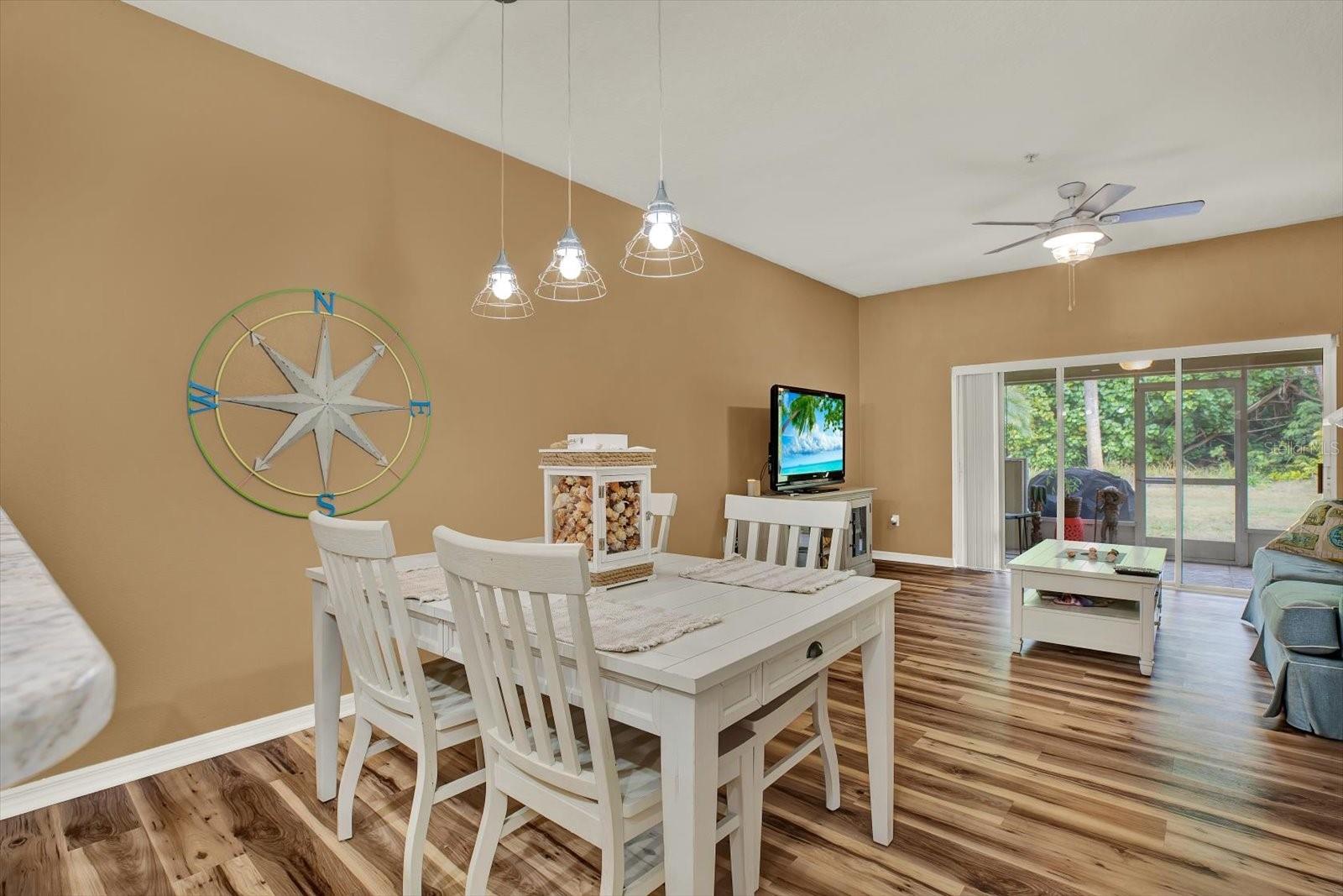 11162 KAPOK GRAND CIR, MADEIRA BEACH, FL — photo 8