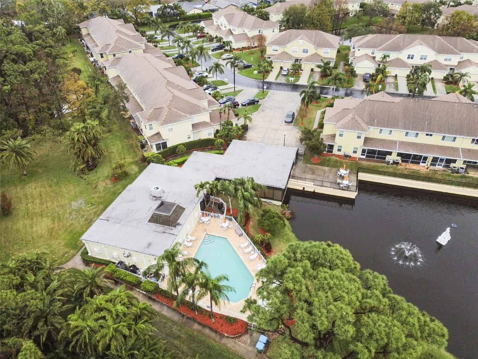 11162 KAPOK GRAND CIR, MADEIRA BEACH, FL — photo 24