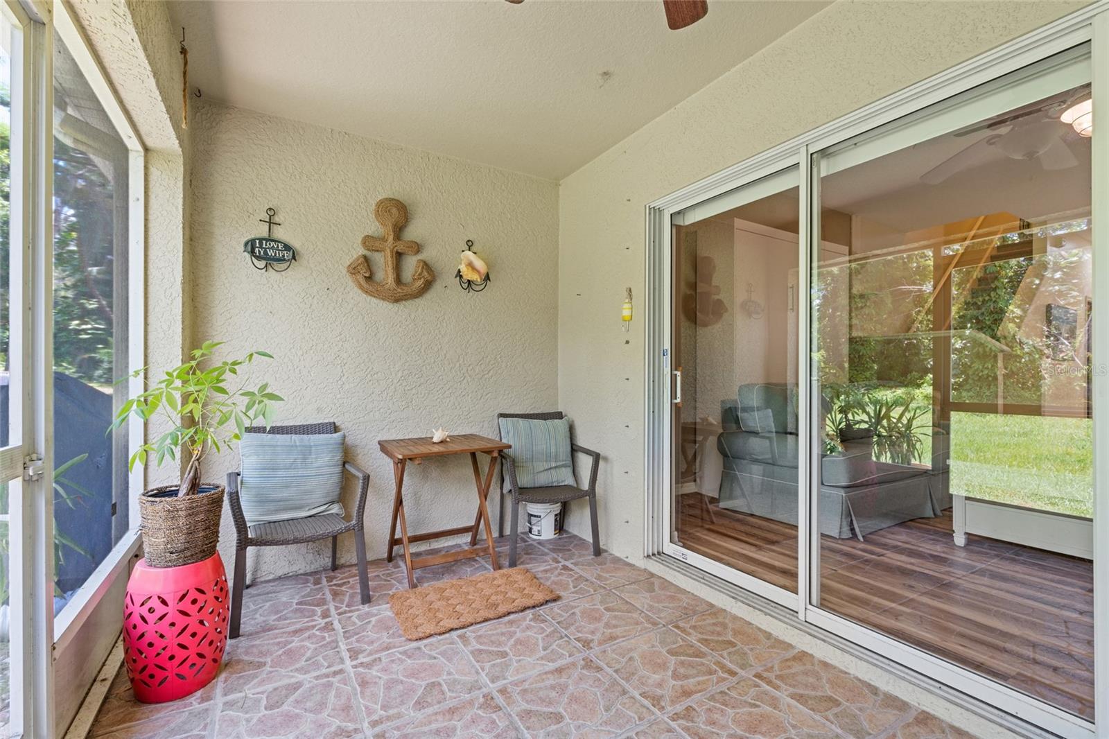 11162 KAPOK GRAND CIR, MADEIRA BEACH, FL — photo 16