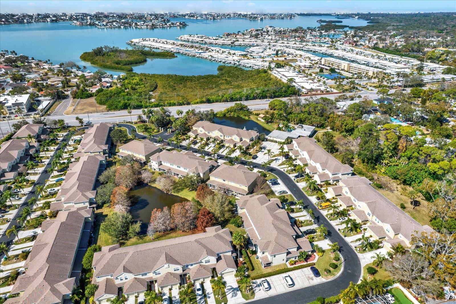 11162 KAPOK GRAND CIR, MADEIRA BEACH, FL — photo 43
