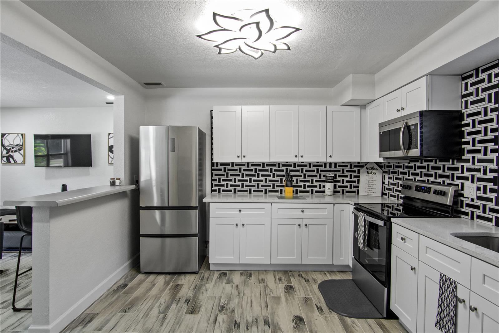 1612 & 1614 FERRIS AVE, ORLANDO, FL — photo 8