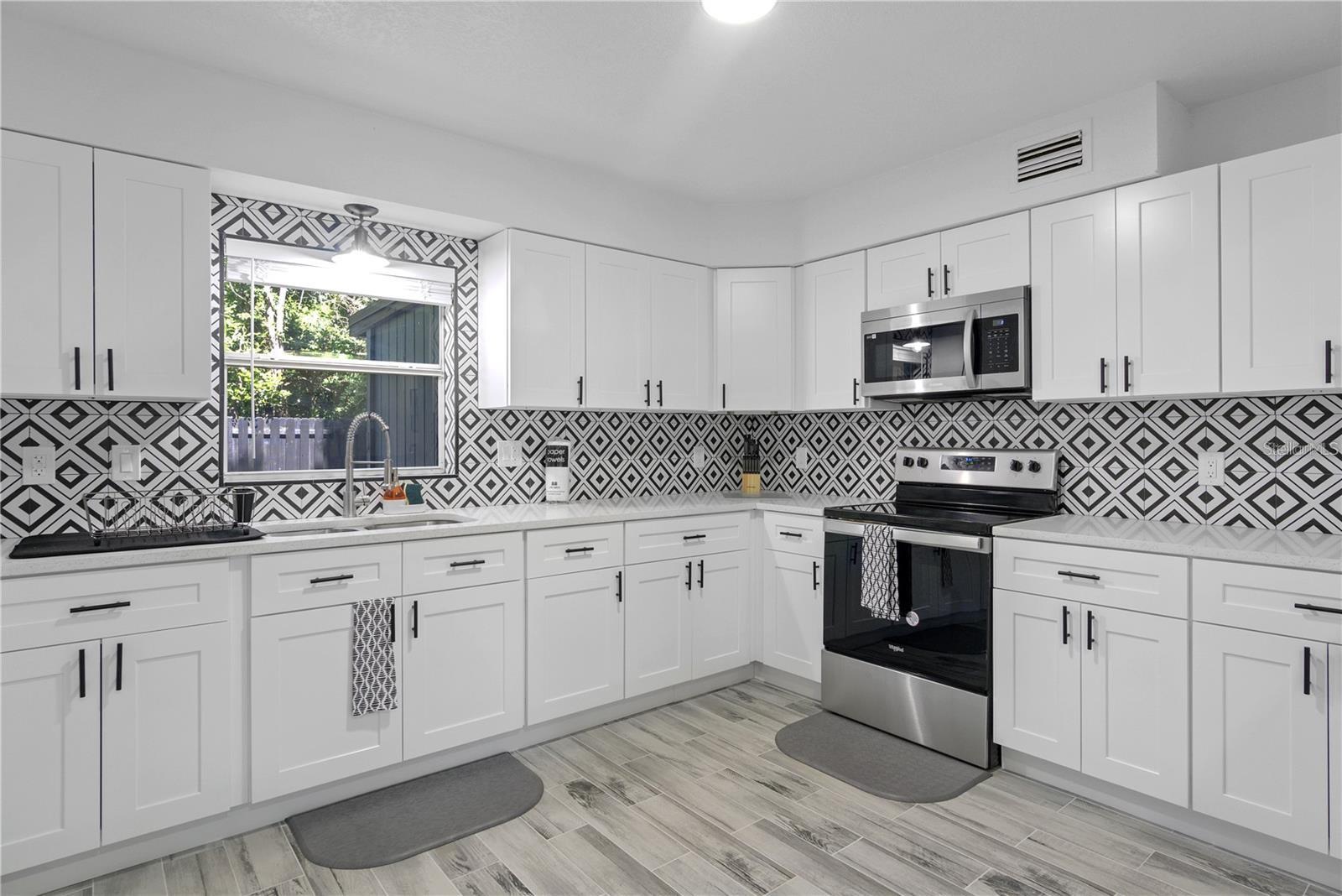 1612 & 1614 FERRIS AVE, ORLANDO, FL — photo 37