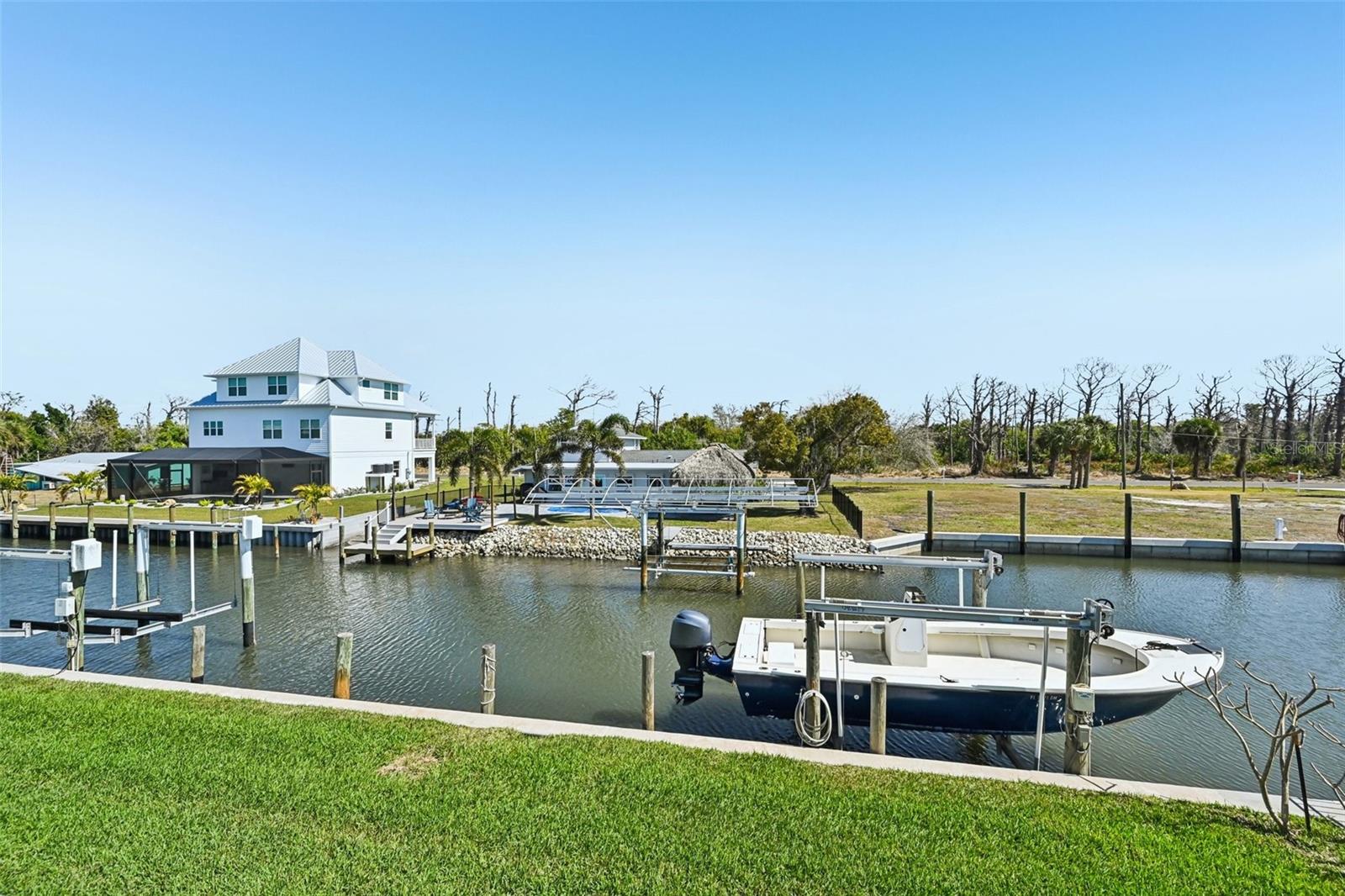 10467 SHERMAN ST, ENGLEWOOD, FL — photo 4