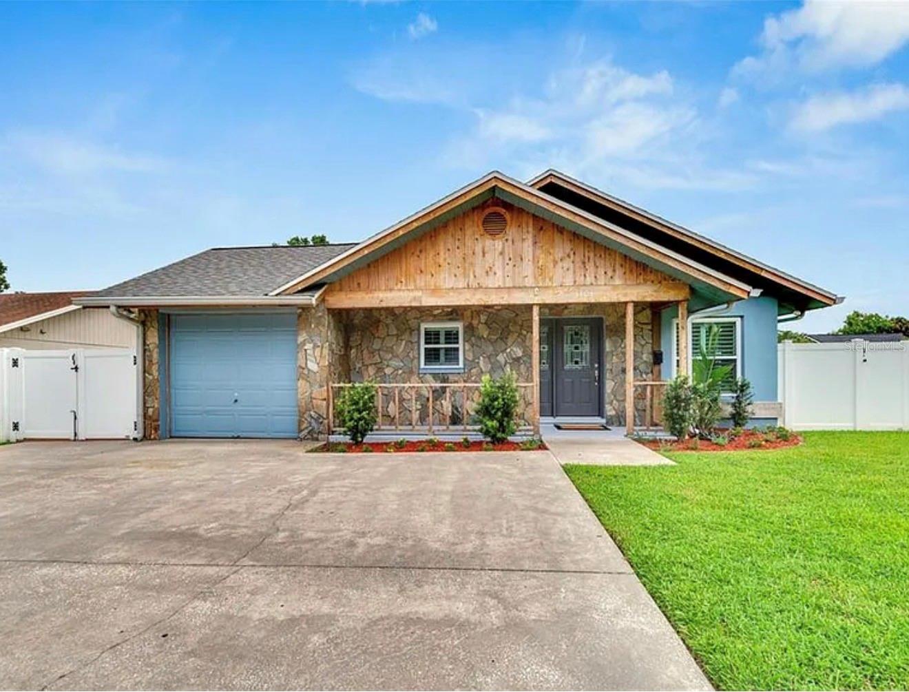 1101 E CALHOUN ST, PLANT CITY, FL
