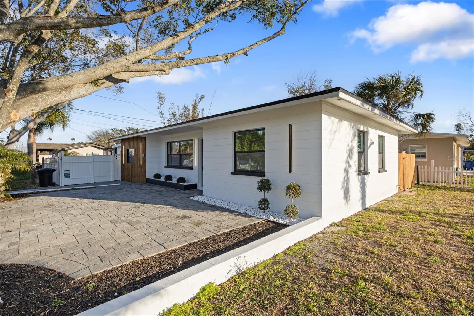 1600 CONNECTICUT AVE NE, ST PETERSBURG, FL — photo 5