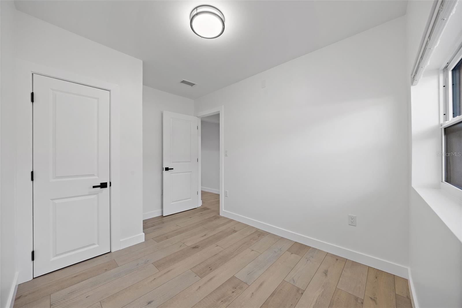 1600 CONNECTICUT AVE NE, ST PETERSBURG, FL — photo 10