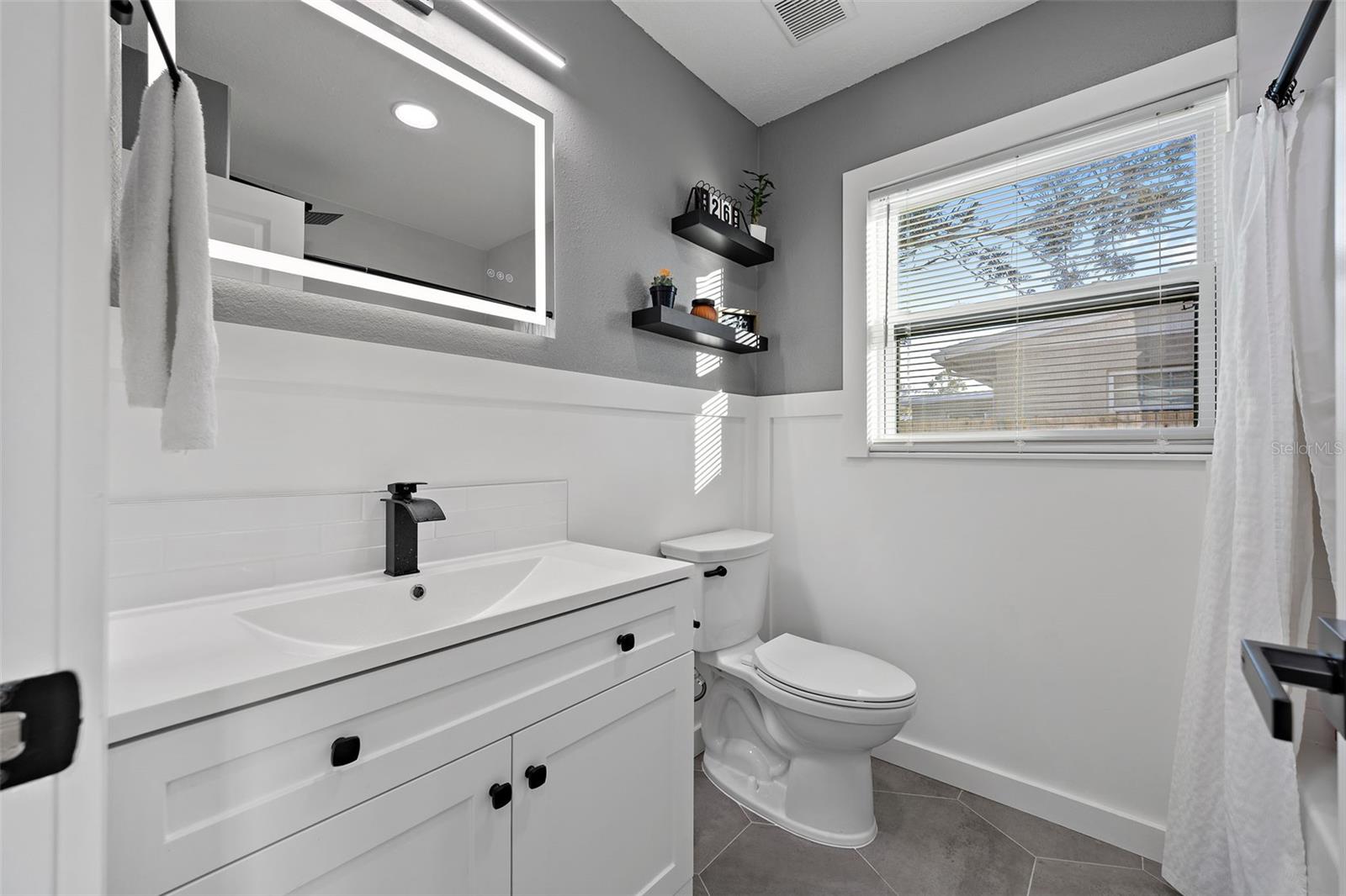 1600 CONNECTICUT AVE NE, ST PETERSBURG, FL — photo 20