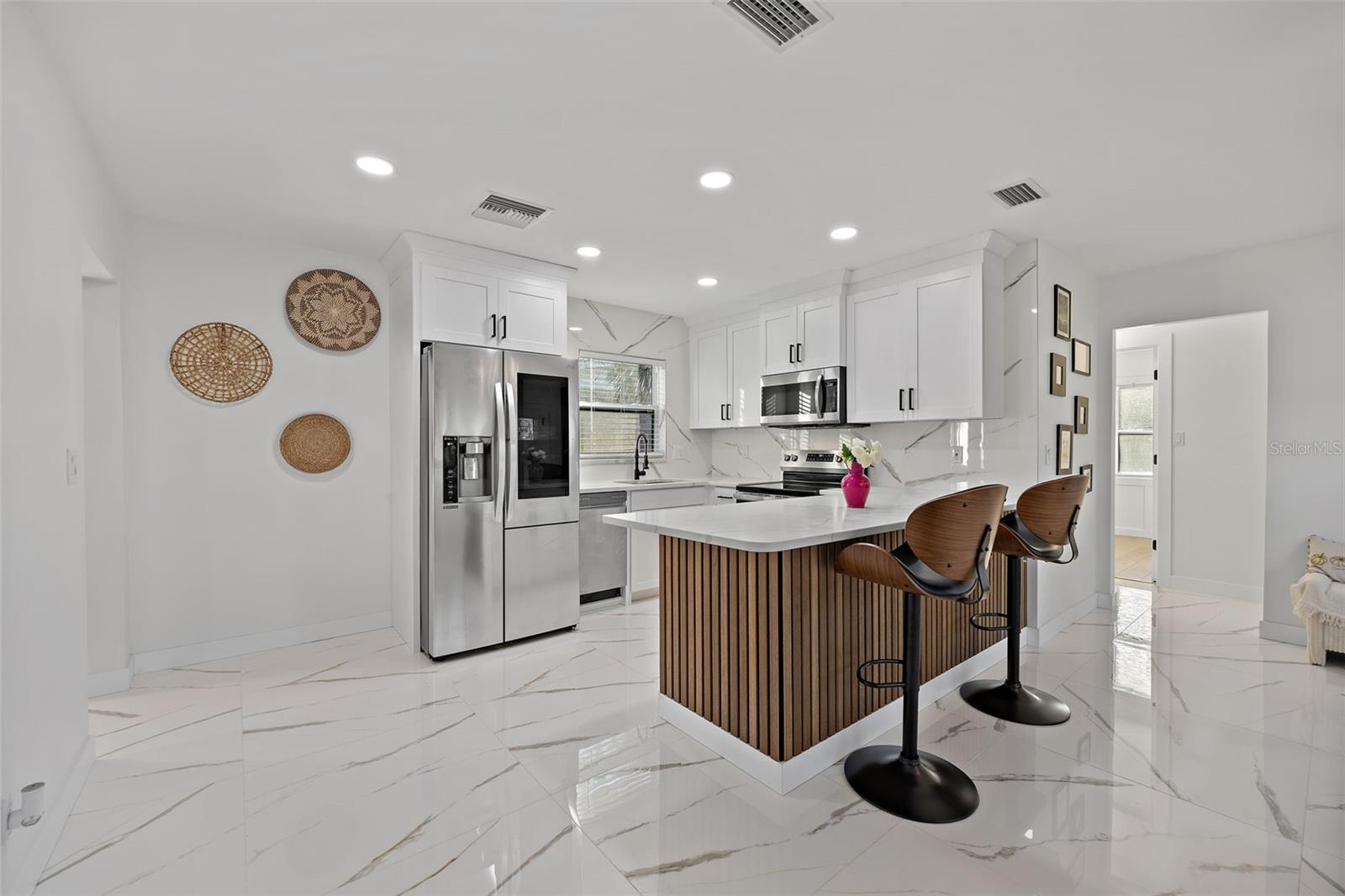 1600 CONNECTICUT AVE NE, ST PETERSBURG, FL — photo 27
