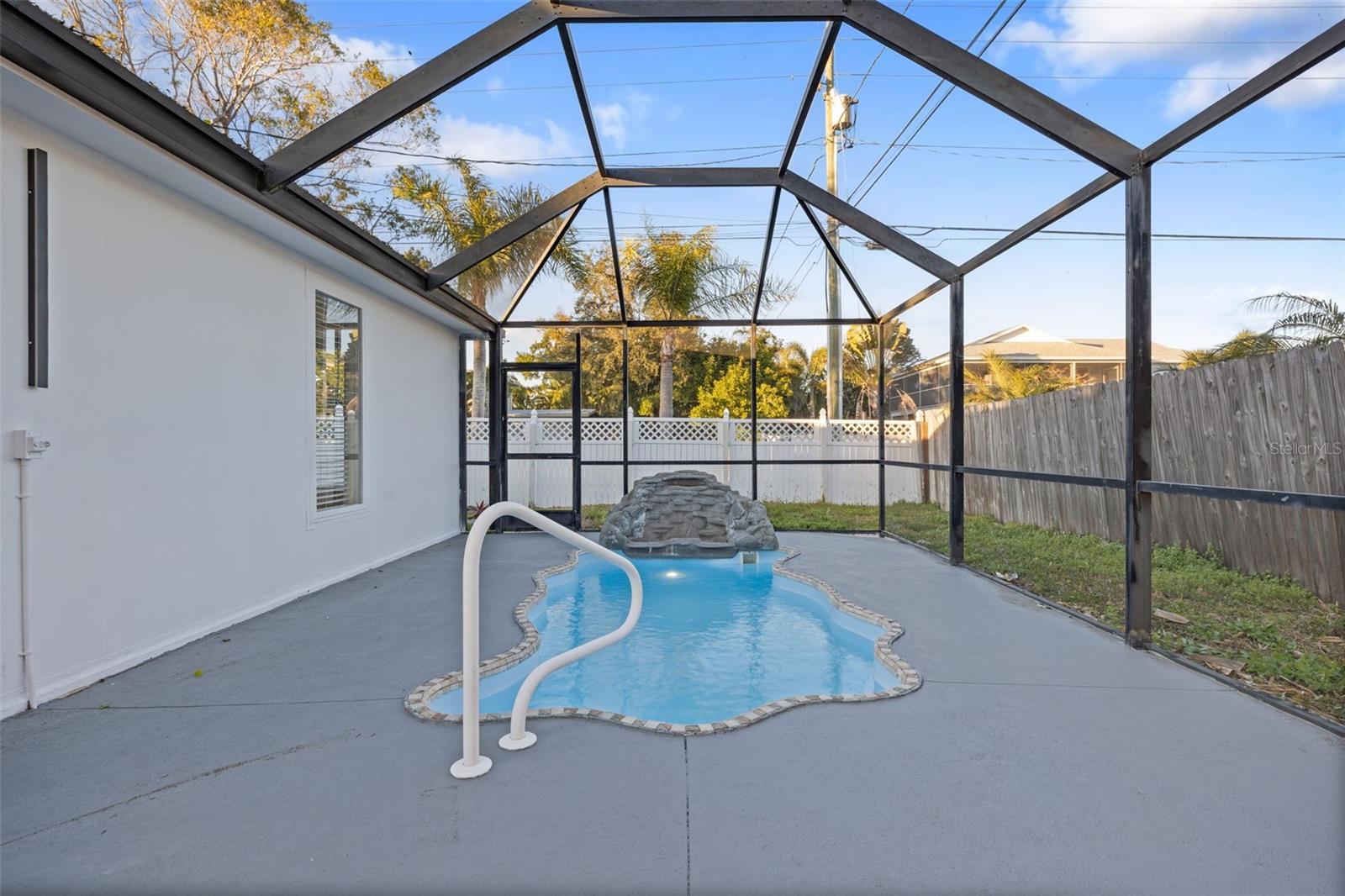 1600 CONNECTICUT AVE NE, ST PETERSBURG, FL — photo 34