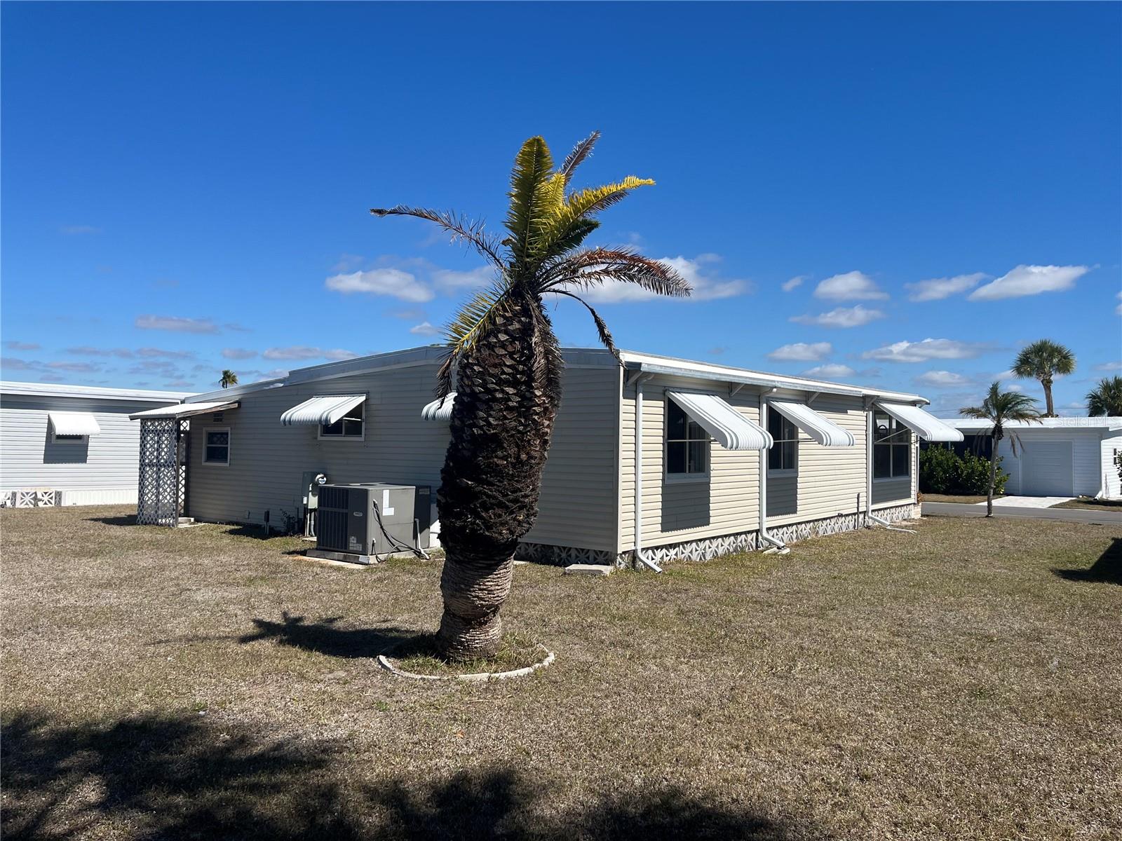 828 TRENTO, VENICE, FL — photo 4