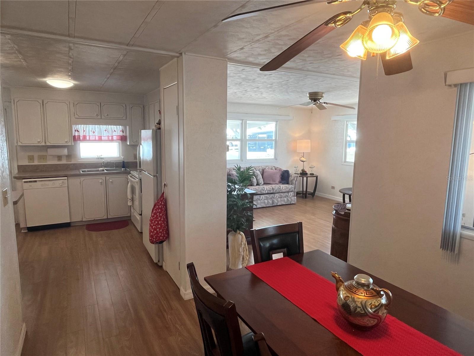 828 TRENTO, VENICE, FL — photo 15