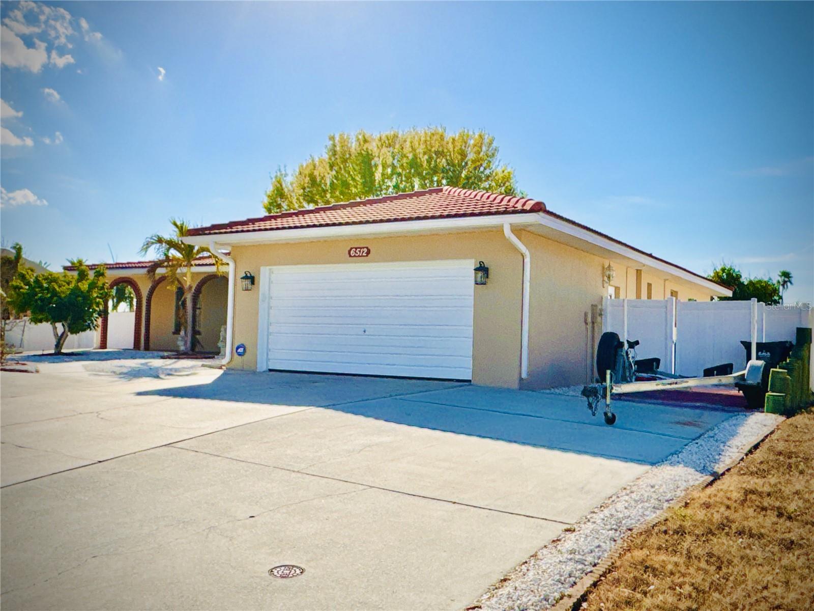 6512 MANILA PALM WAY, APOLLO BEACH, FL — photo 4