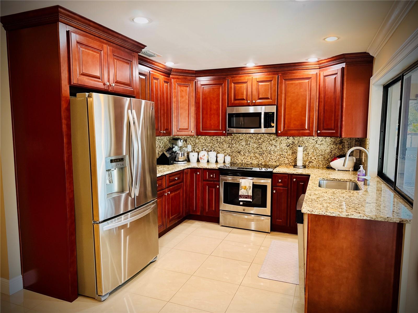 6512 MANILA PALM WAY, APOLLO BEACH, FL — photo 16