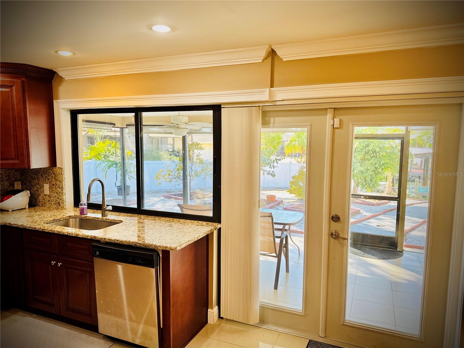 6512 MANILA PALM WAY, APOLLO BEACH, FL — photo 17