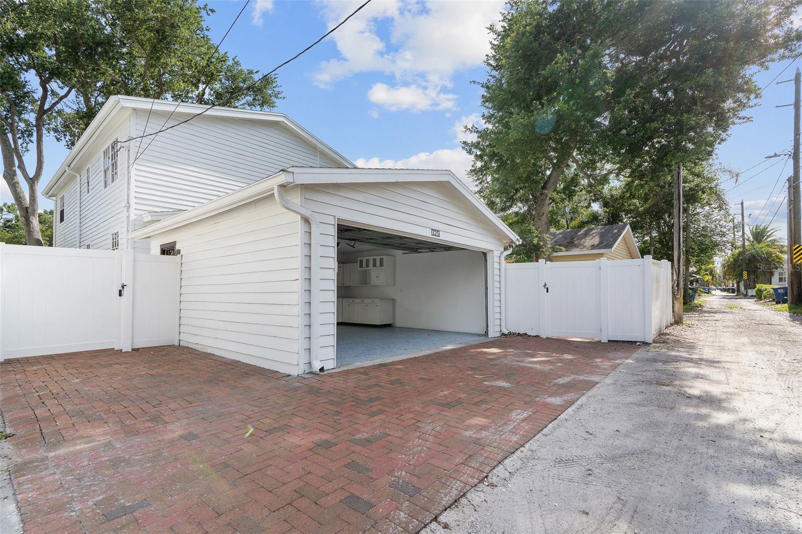 325 17TH AVE NE, ST PETERSBURG, FL — photo 35