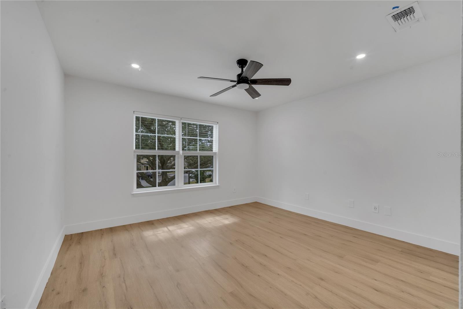 6593 QUEENS BOROUGH AVE #202, ORLANDO, FL — photo 37