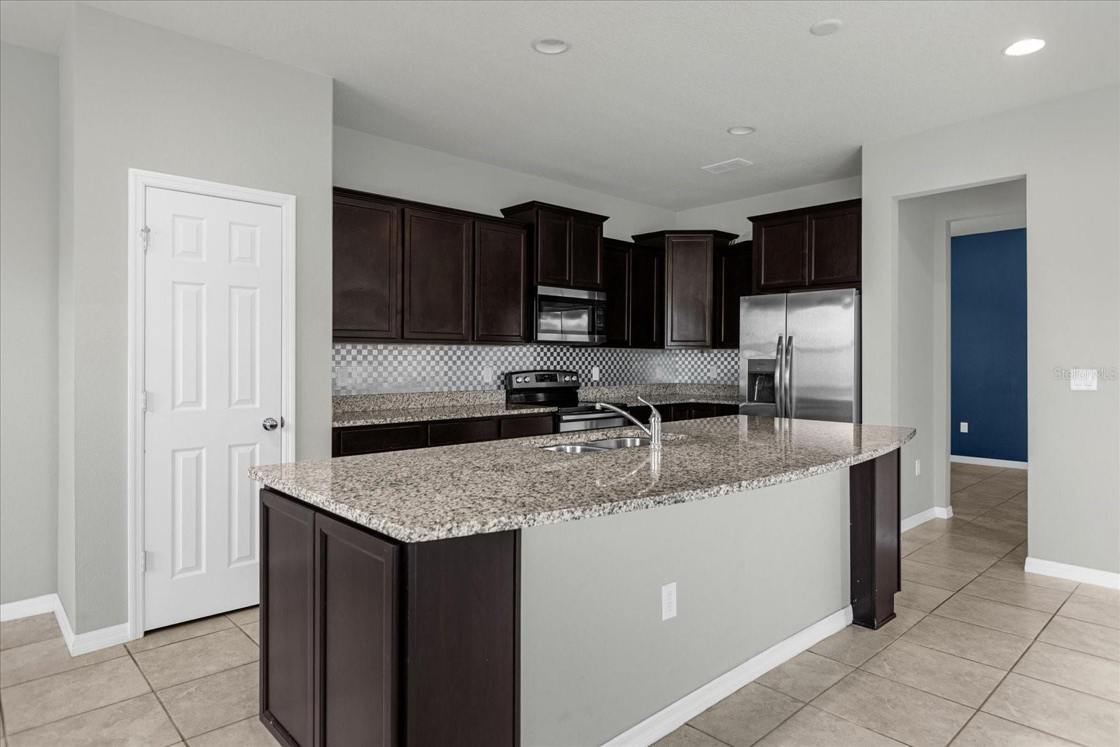 3504 SOUTHERN CROSS LOOP, KISSIMMEE, FL — photo 11
