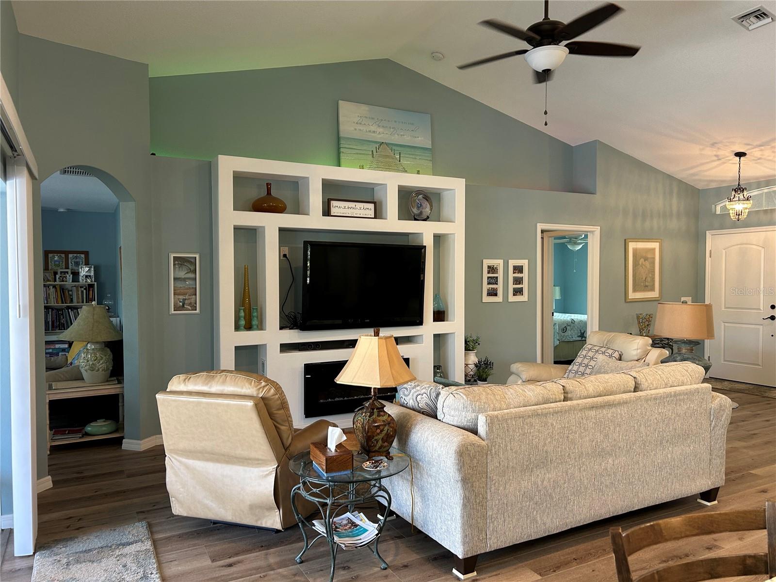 108 BERYL DR, ROTONDA WEST, FL — photo 4