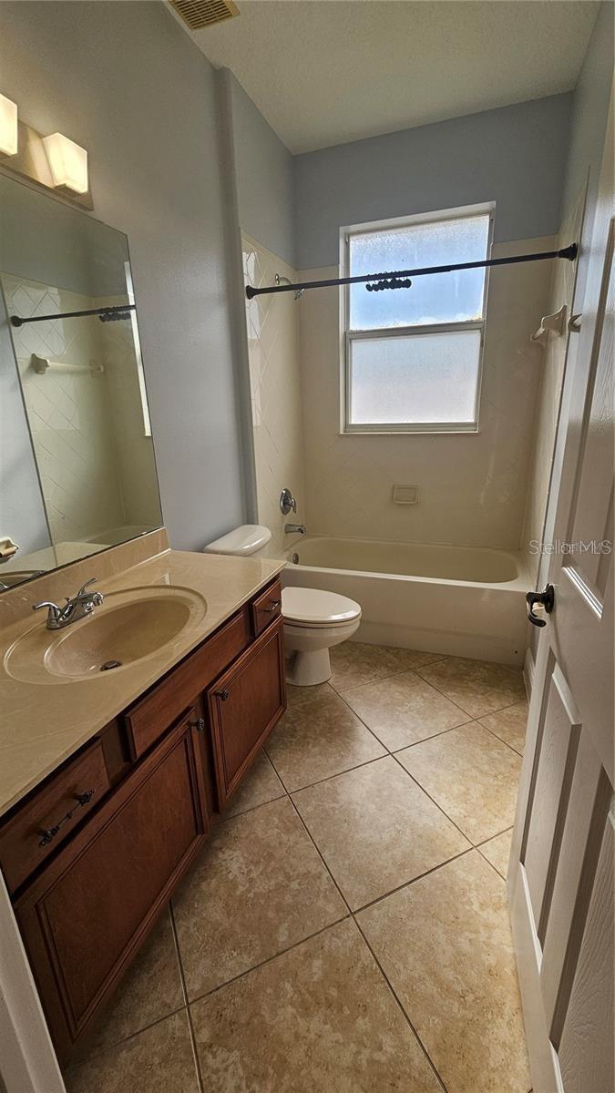 317 E BLUE WATER EDGE DR, EUSTIS, FL — photo 7