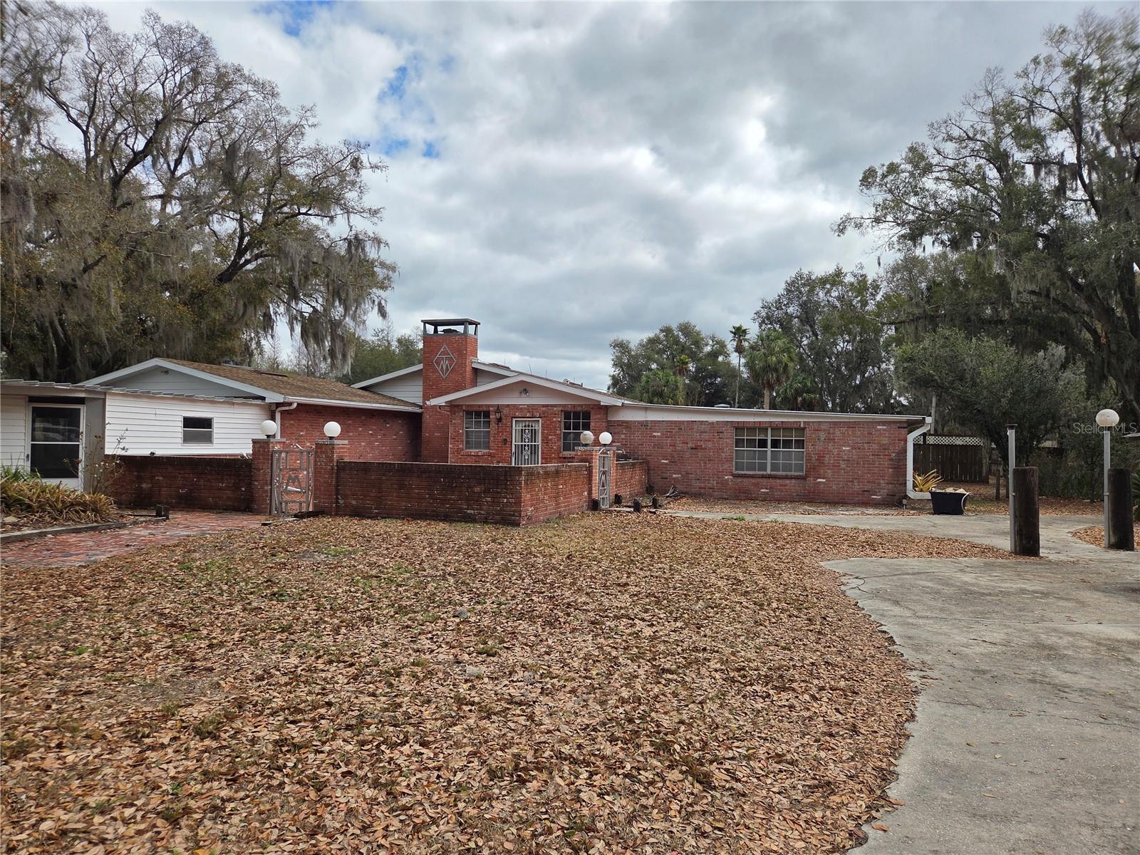 4911 W SAM ALLEN RD, PLANT CITY, FL