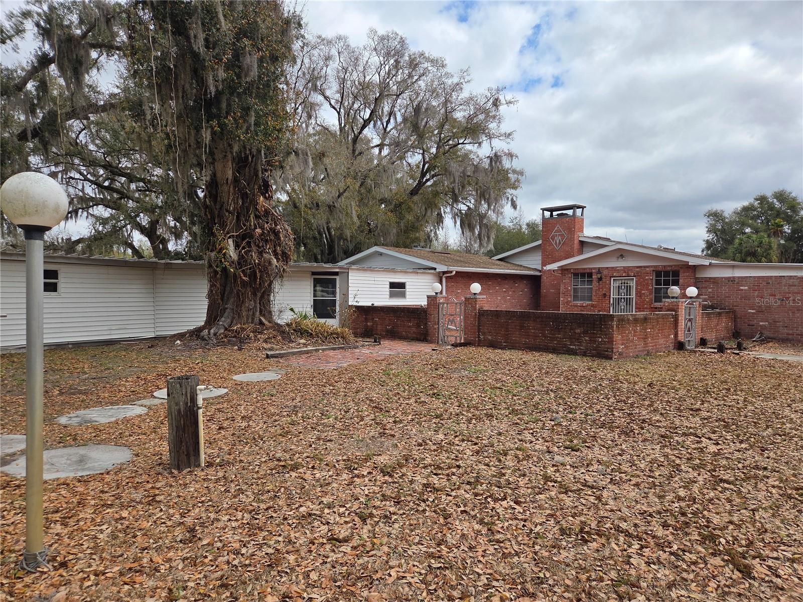 4911 W SAM ALLEN RD, PLANT CITY, FL — photo 2