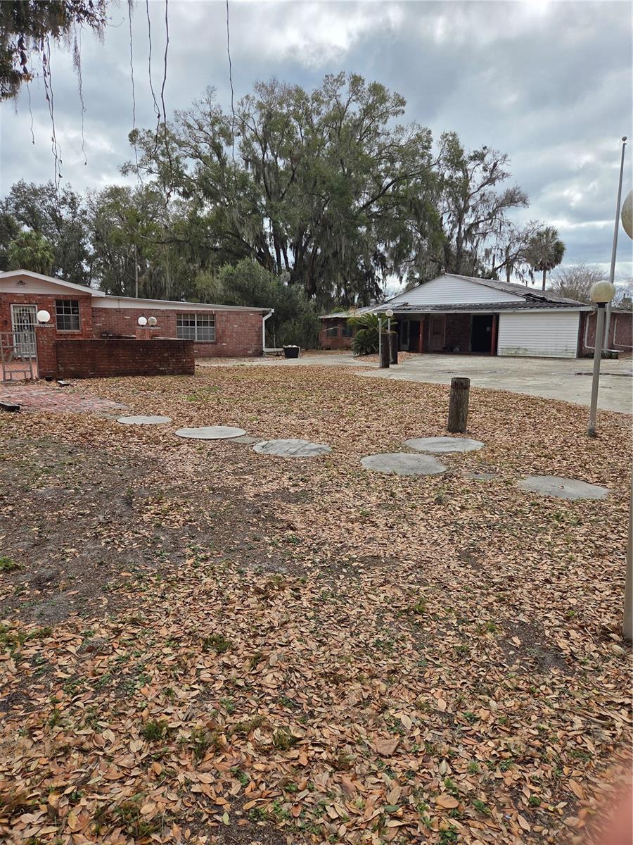 4911 W SAM ALLEN RD, PLANT CITY, FL — photo 9