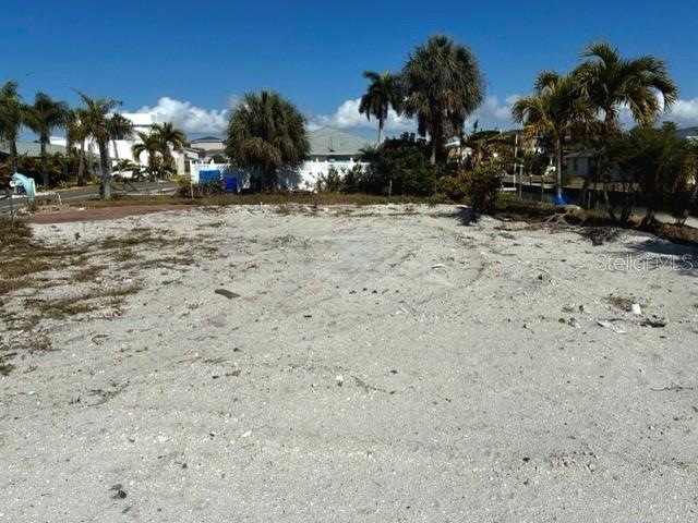 600 JUNGLE QUEEN WAY, LONGBOAT KEY, FL