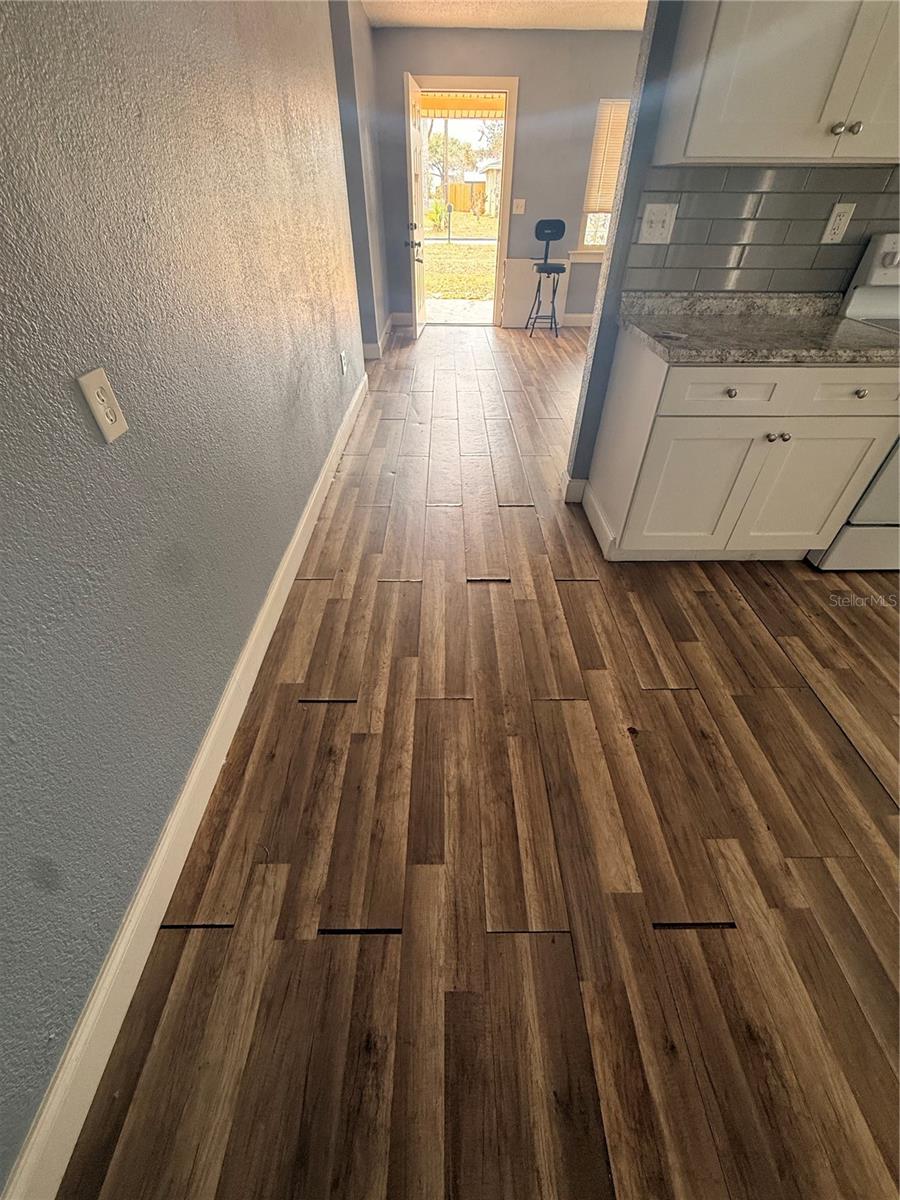 402 TUSCARORA ST, LAKELAND, FL — photo 11