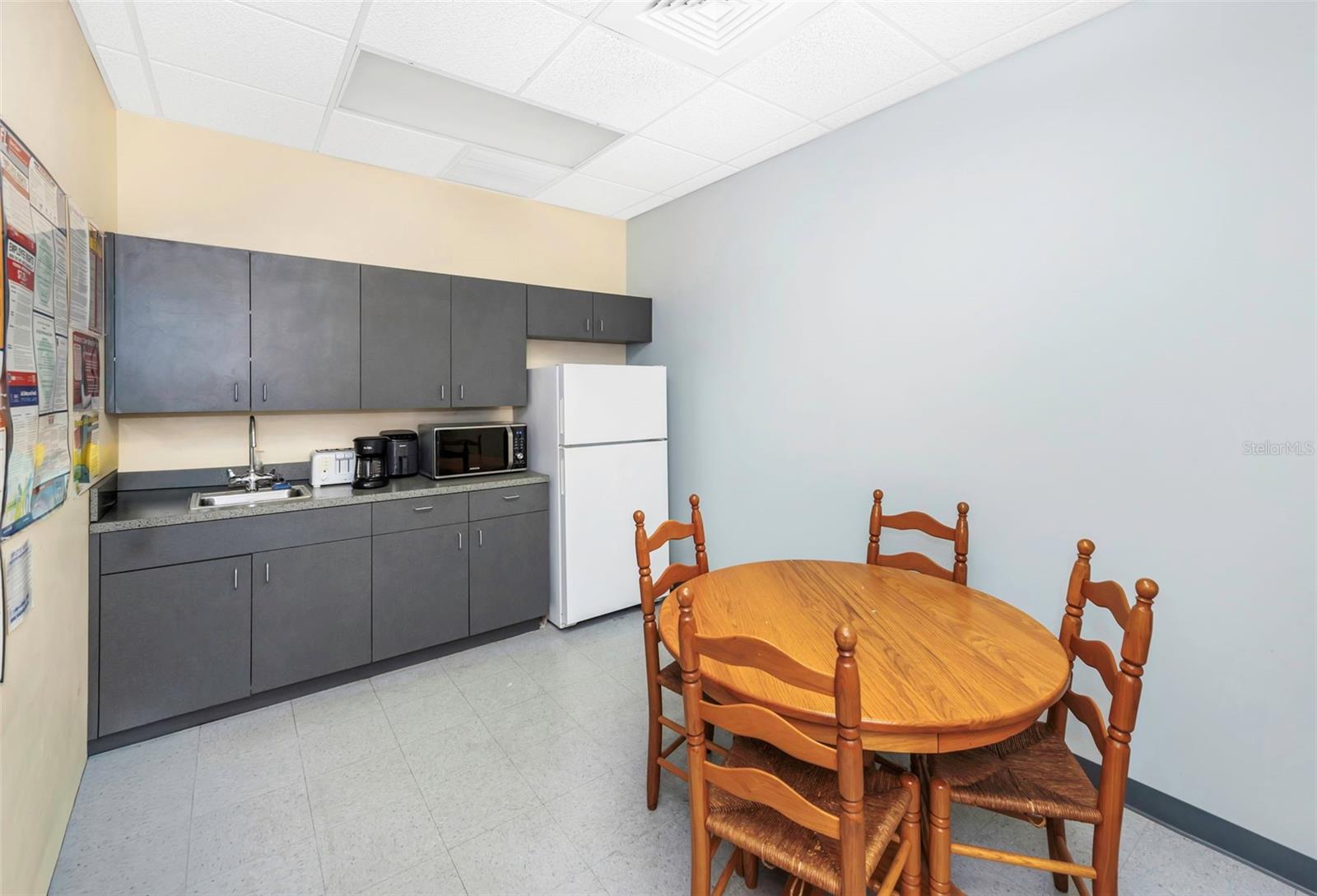 2346 DREW ST #1F, CLEARWATER, FL — photo 3