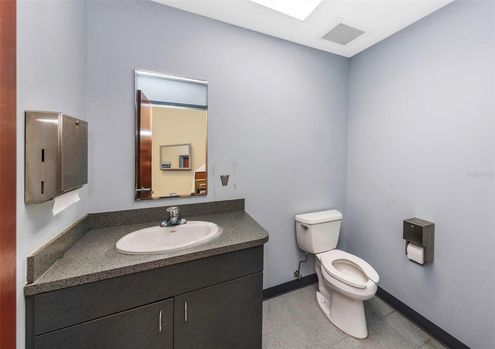 2346 DREW ST #1F, CLEARWATER, FL — photo 4