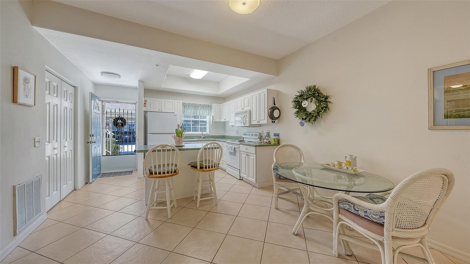 4205 CASTLEBRIDGE LN #1112, SARASOTA, FL — photo 12
