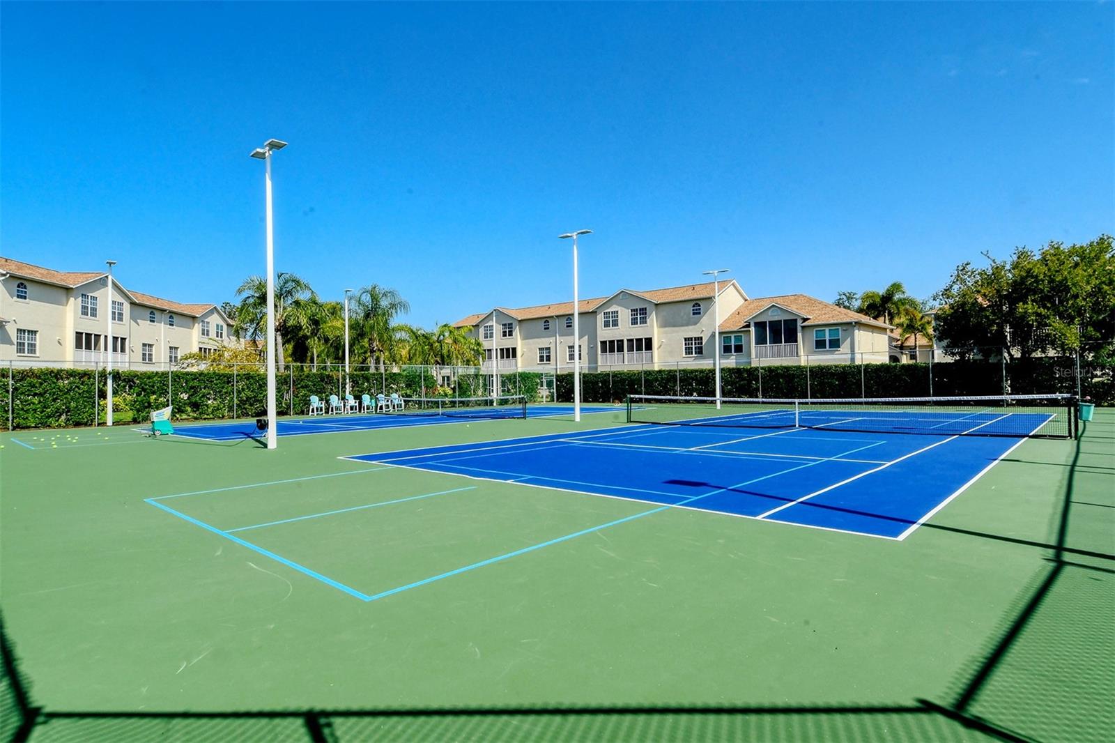 4205 CASTLEBRIDGE LN #1112, SARASOTA, FL — photo 57