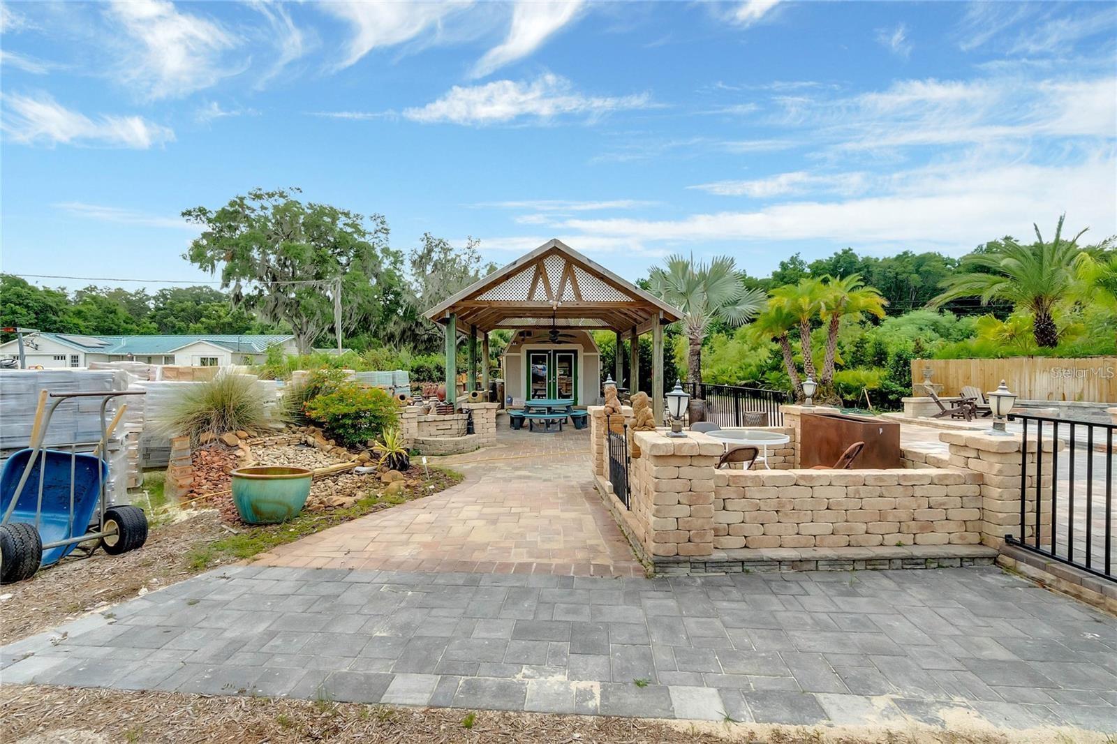 8440 COUNTY ROAD 48, YALAHA, FL