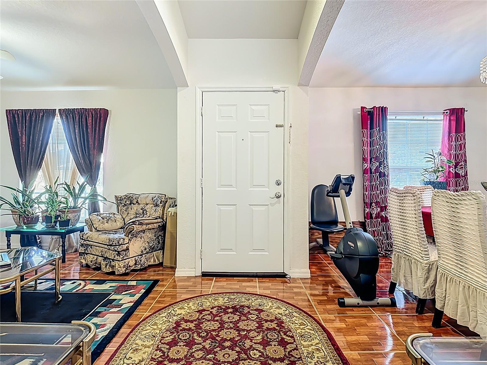 1910 DOLPHIN DR, KISSIMMEE, FL — photo 6