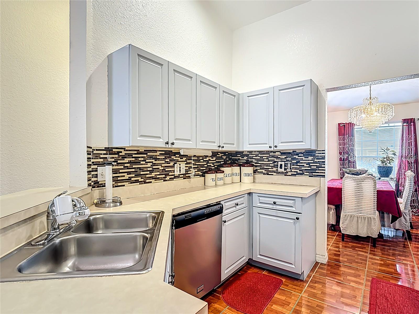 1910 DOLPHIN DR, KISSIMMEE, FL — photo 15