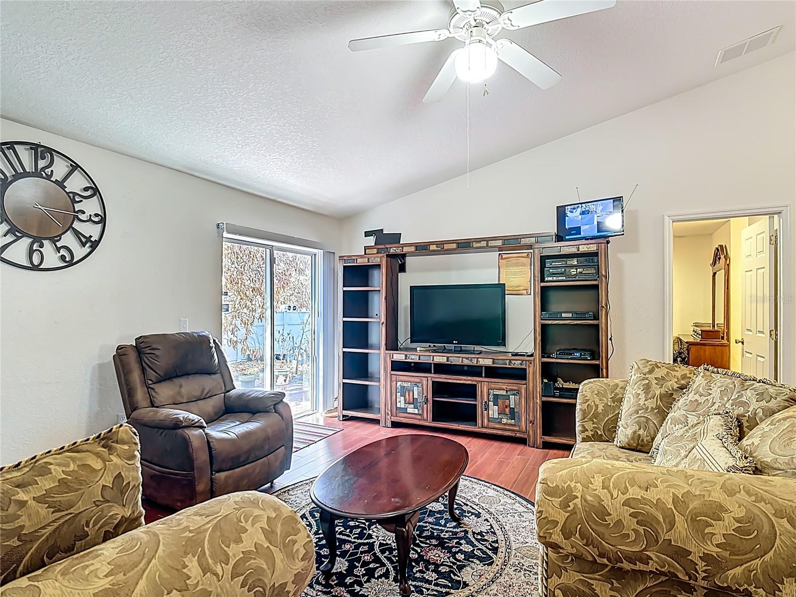1910 DOLPHIN DR, KISSIMMEE, FL — photo 23