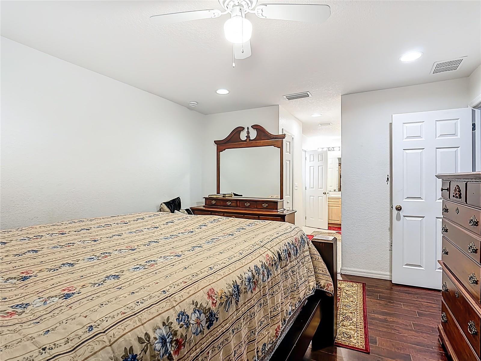 1910 DOLPHIN DR, KISSIMMEE, FL — photo 27