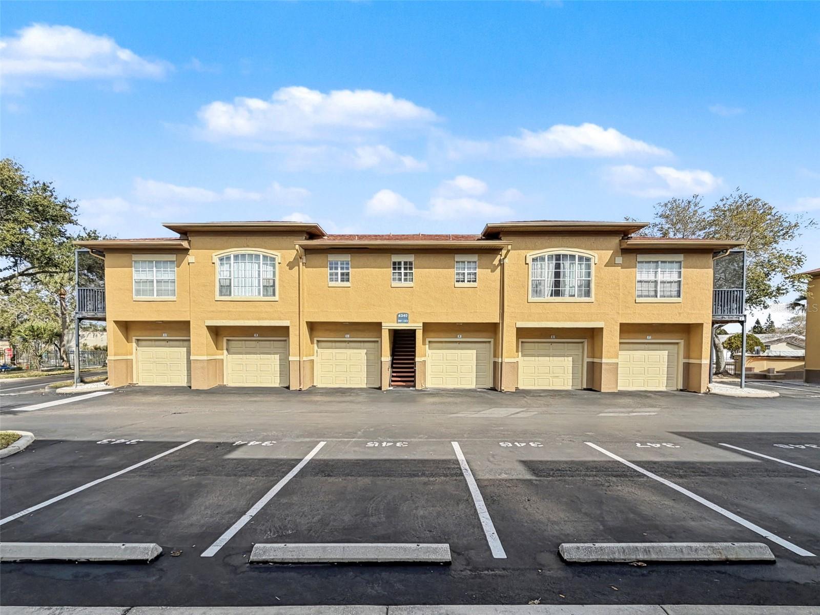 4340 BAYSIDE VILLAGE DR #201, TAMPA, FL