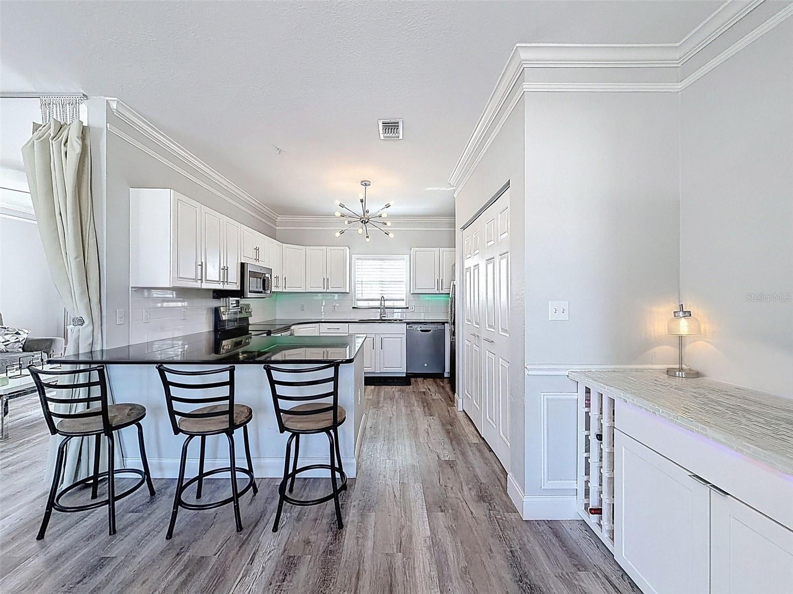 4340 BAYSIDE VILLAGE DR #201, TAMPA, FL — photo 16