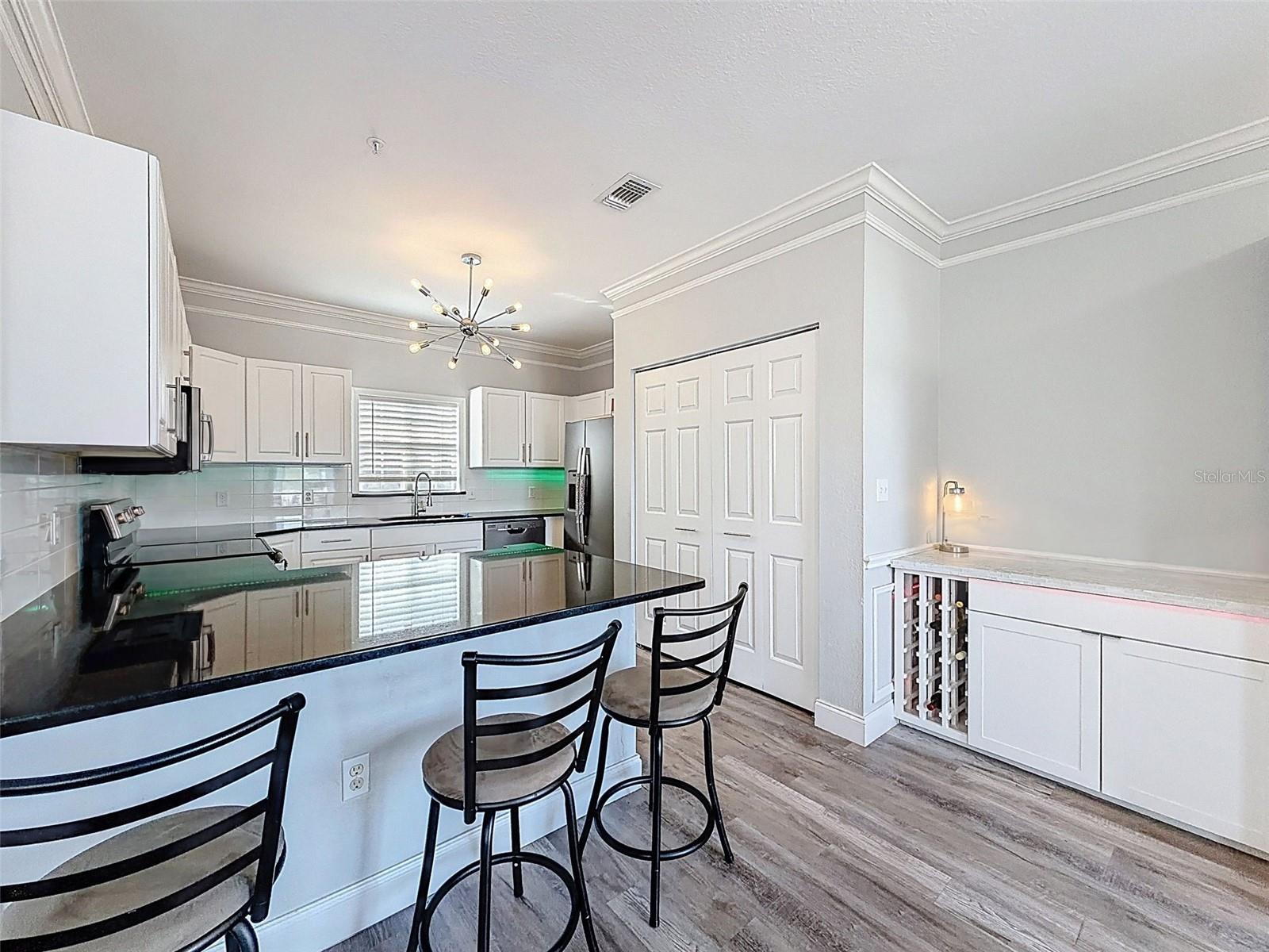4340 BAYSIDE VILLAGE DR #201, TAMPA, FL — photo 17