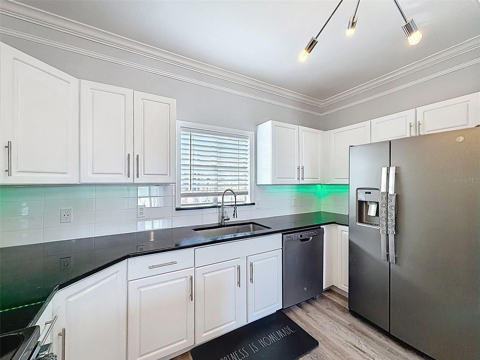 4340 BAYSIDE VILLAGE DR #201, TAMPA, FL — photo 21